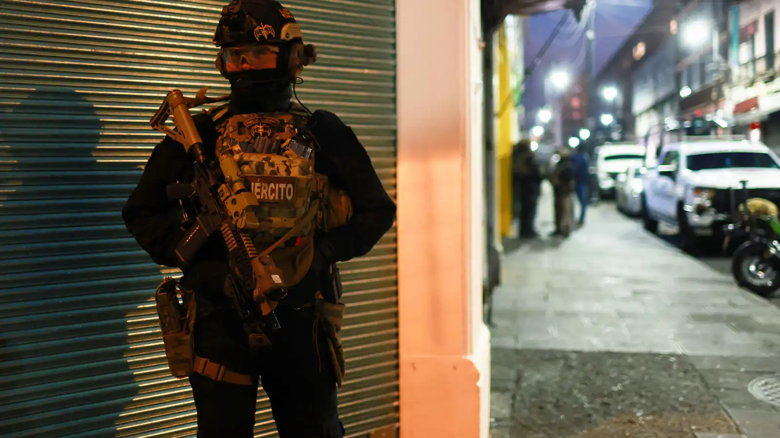 عقب مقتل "إل مينتشو".. العصابات تشعل ليل المكسيك (فيديو)