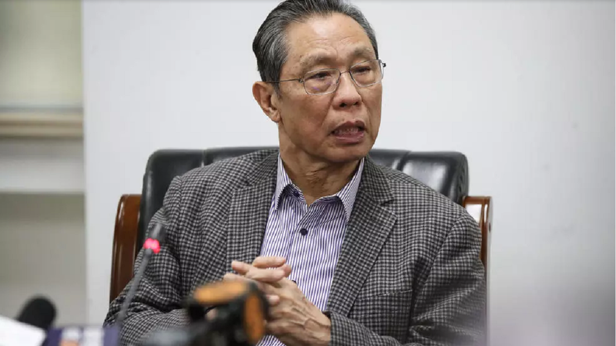 خبير صيني يحذّر من موجة "كورونا" ثانية