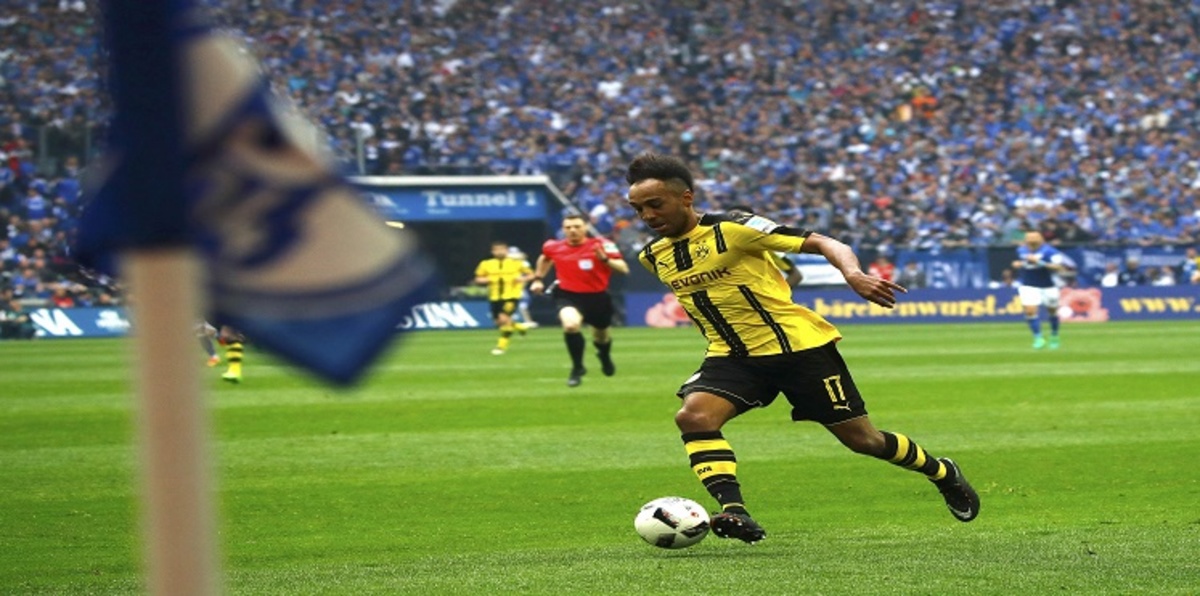 ناديان فقط بإمكانهما التعاقد مع أوباميانغ.. تعرف عليهما