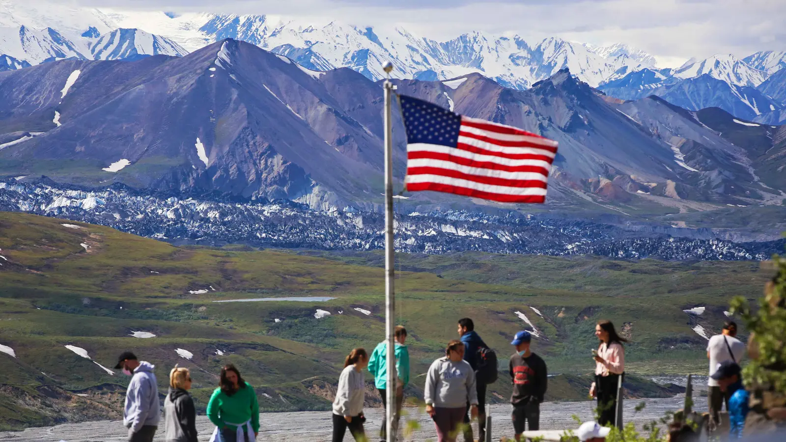 ترامب يرفع رسوم دخول الأجانب للمتنزهات الوطنية
