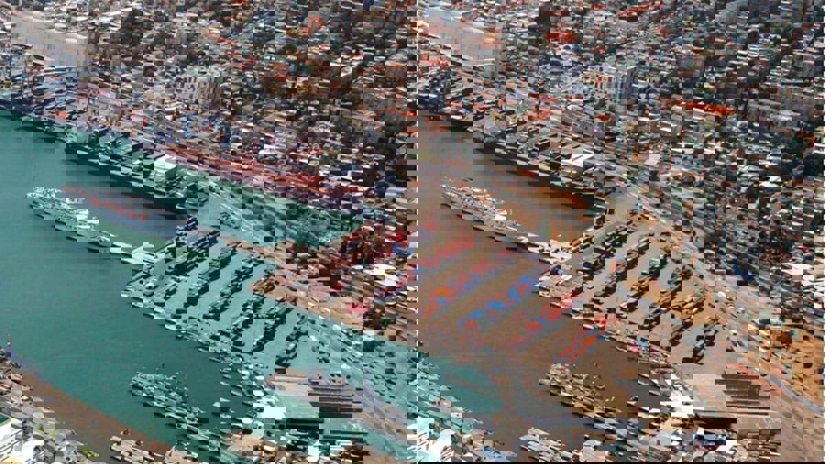 ناقلات نفط تطلب من إسرائيل تغيير وجهتها من عسقلان القريبة من غزة إلى حيفا