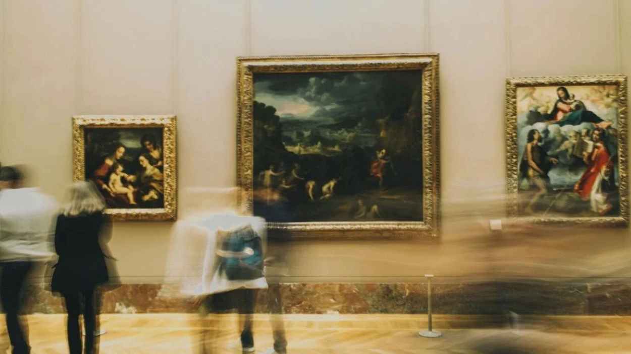 "الفن دواء".. وصفة علاجية على جدران المتاحف