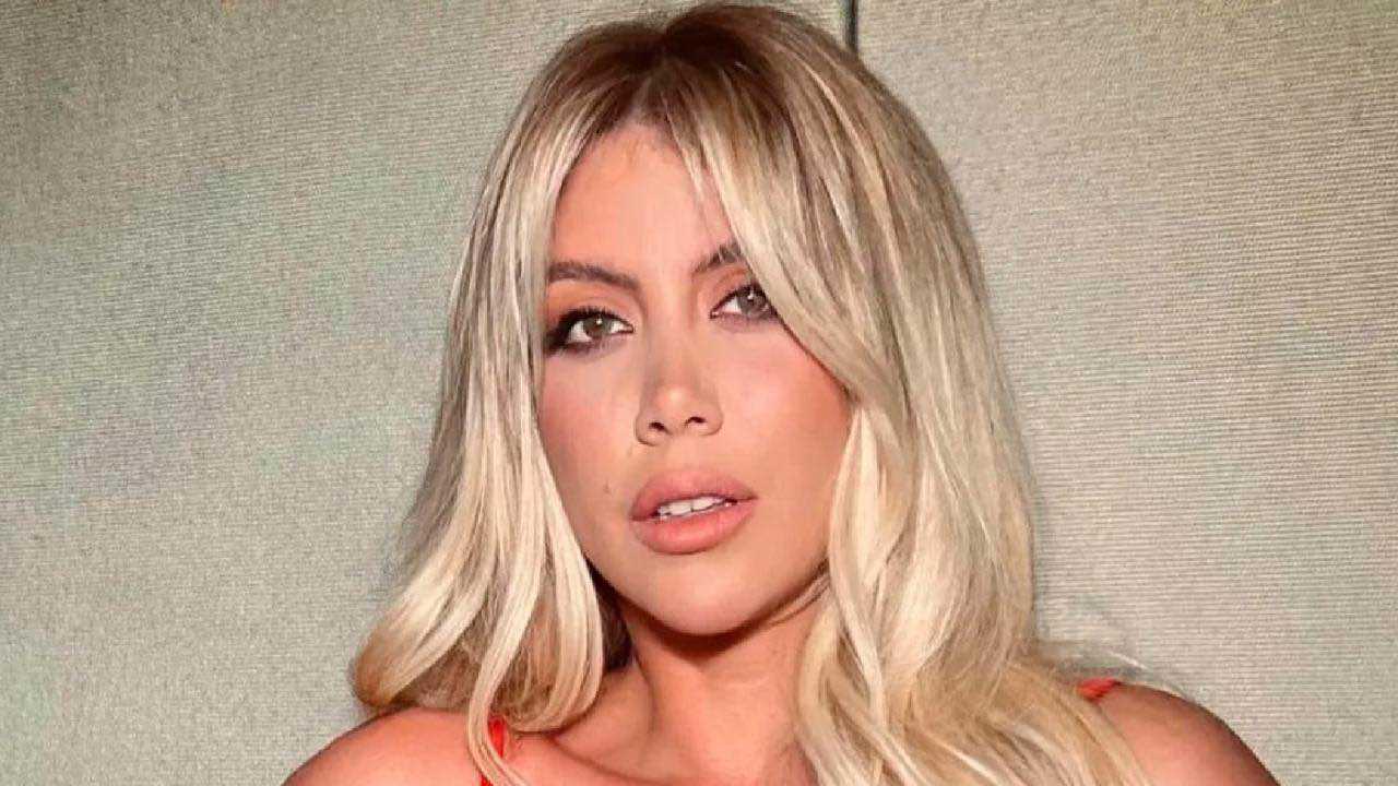 كانت "نزوة".. واندا نارا تتلقّى "صفعة" من صديقها الجديد