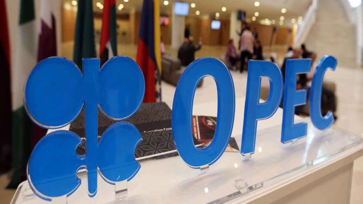 تقرير: أوبك قد تلغي اتفاق خفض الإنتاج بعد القرار الأمريكي حول إيران