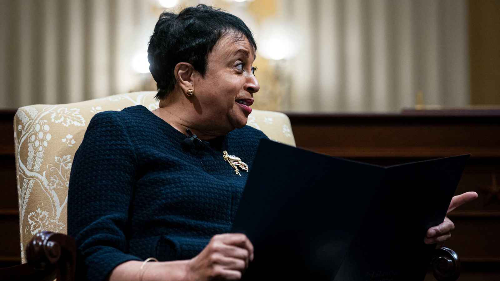 ترامب يقيل أمينة مكتبة الكونغرس كارلا هايدن