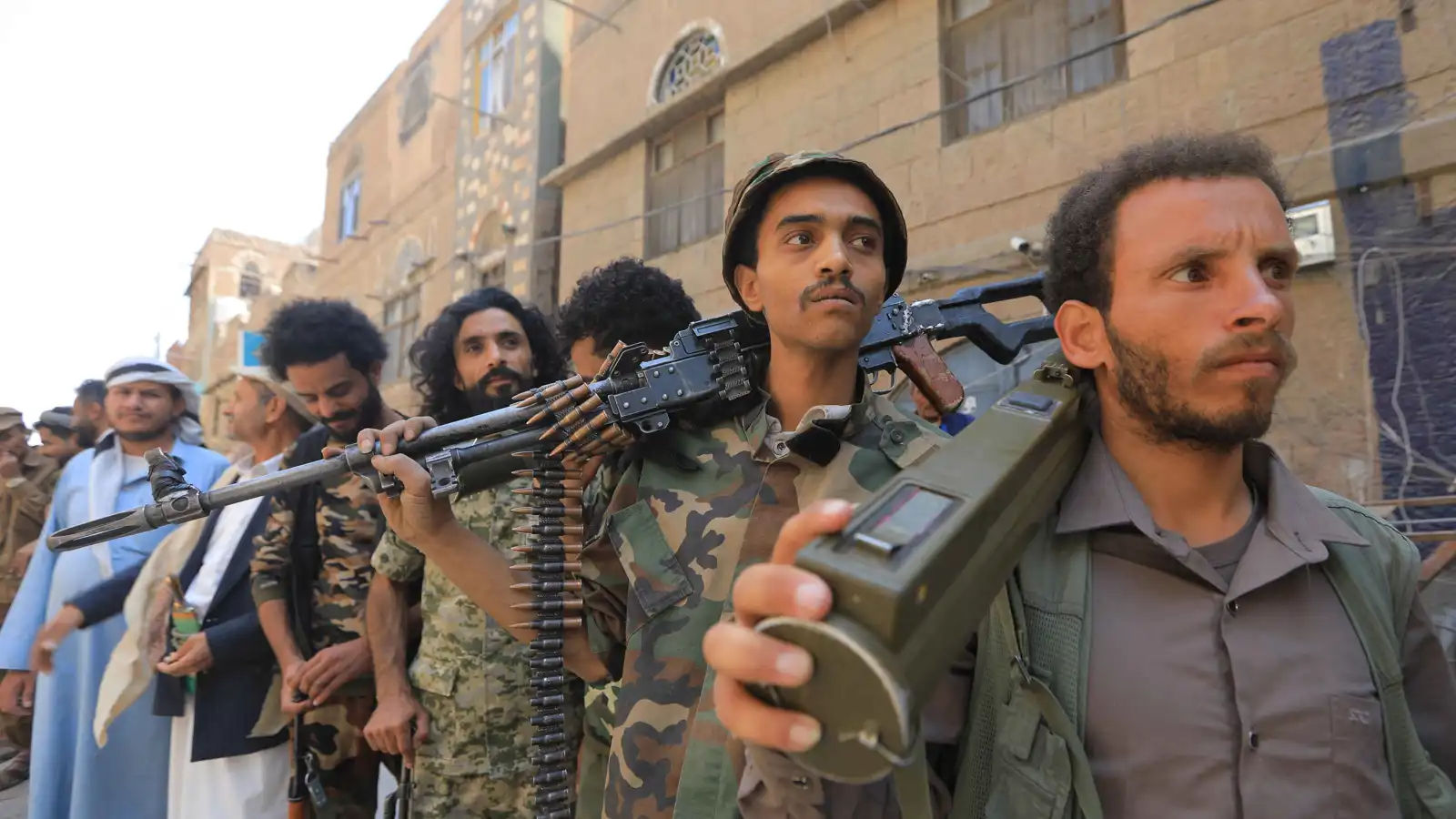 خطفوا 500 مدنيًا.. الحوثيون يصعّدون "حملات القمع" في شمال اليمن