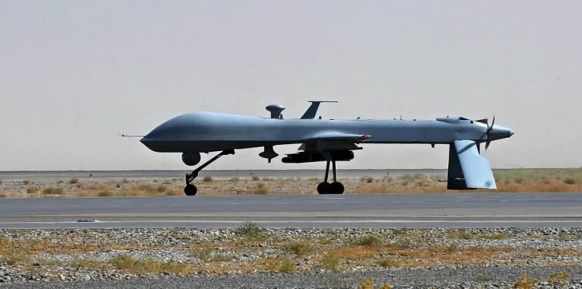 بالفيديو.. سلاح الجو الإماراتي يدمّر طائرة إيرانية دون طيار في المخا اليمنية