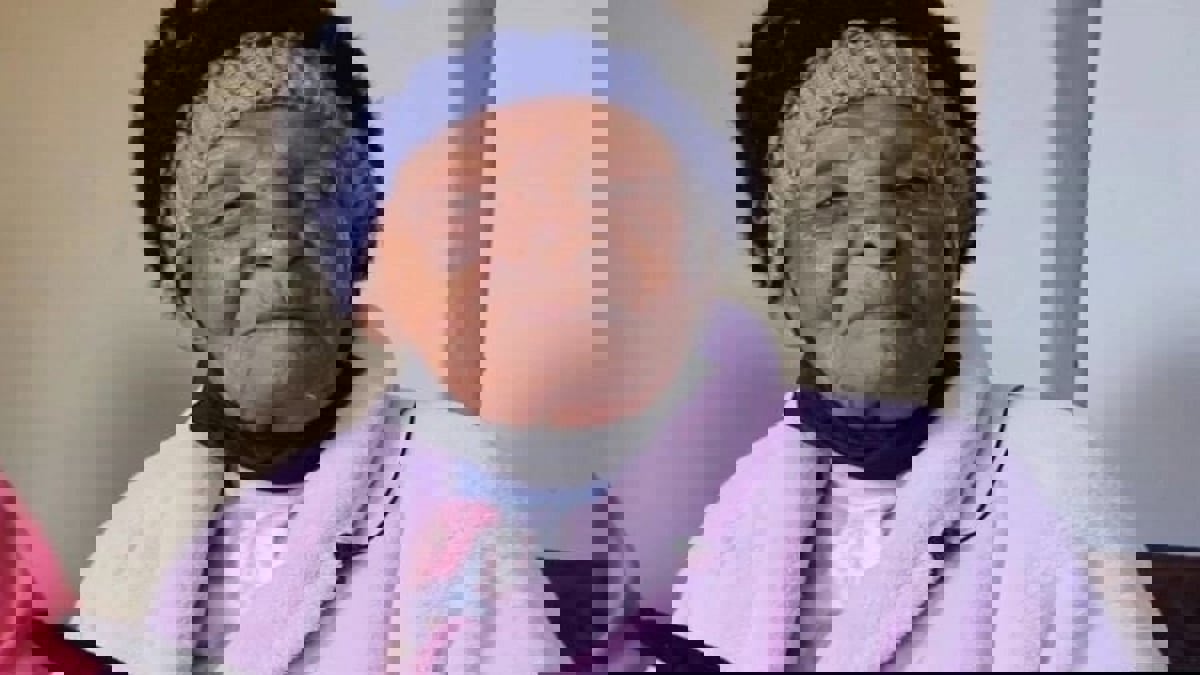 عاشت على السبانخ والحليب.. وفاة معمرة إفريقية عن 128 عاما