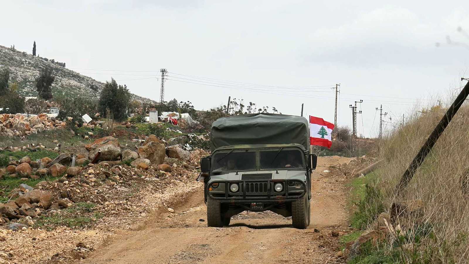 هآرتس: الجيش اللبناني يفكك منشآت حزب الله ويصادر أسلحته سرًّا