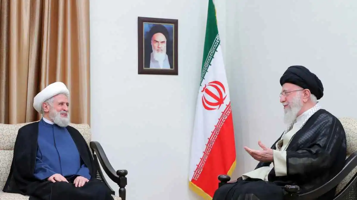 من "الشيك المفتوح" إلى ضبط الإنفاق.. هل غيّرت إيران "معادلة التحكم" بحزب الله؟