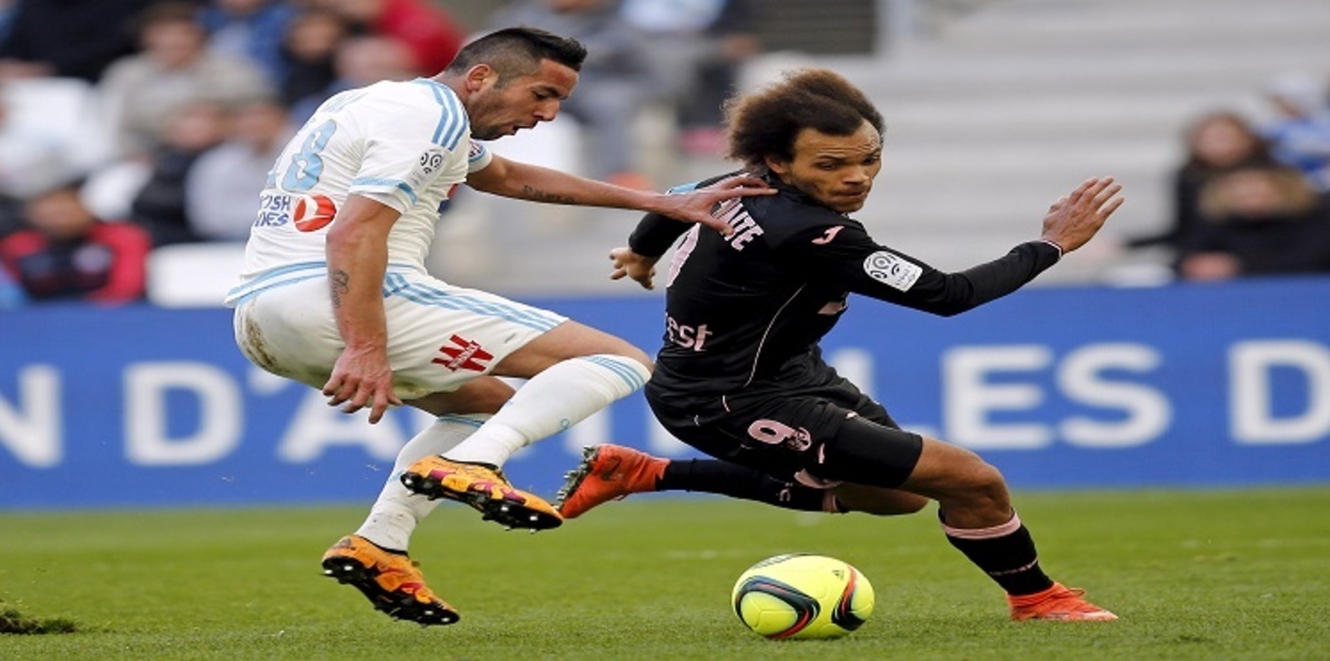 رين يسحق نانت والنيران الصديقة تنقذ مارسيليا في الدوري الفرنسي