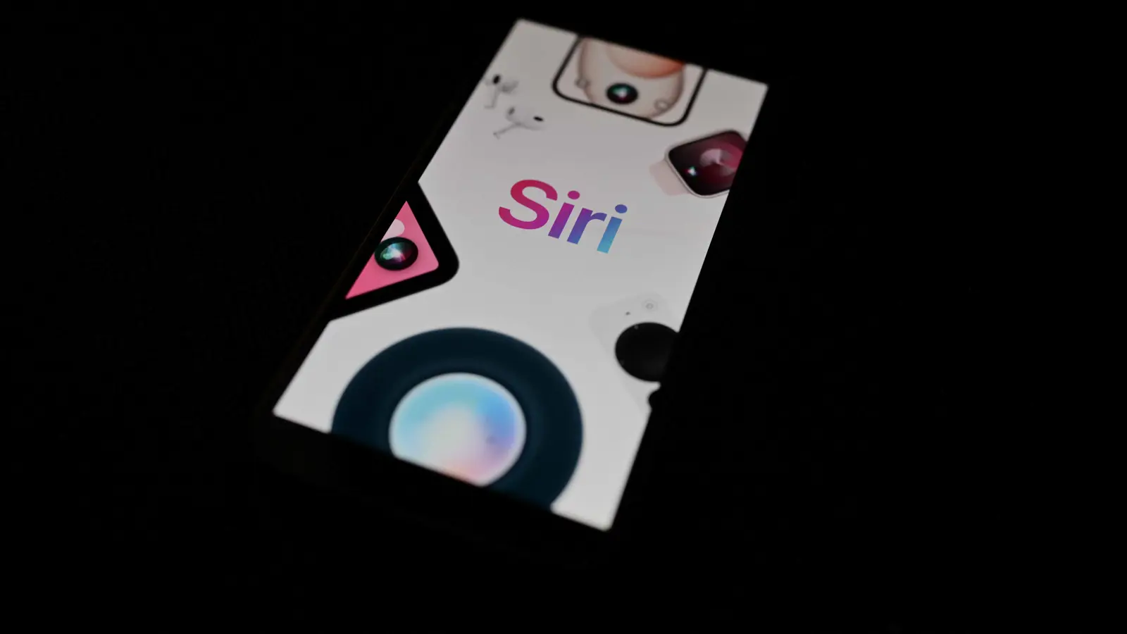 أبل تواجه المزيد من التأخير في تحديث "Siri AI".. لماذا؟