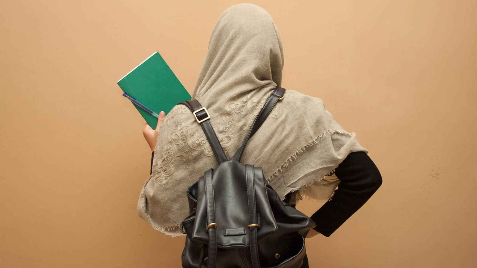 الكويت.. انطلاق العام الدراسي في السجون وسط إقبال نسائي (فيديو)