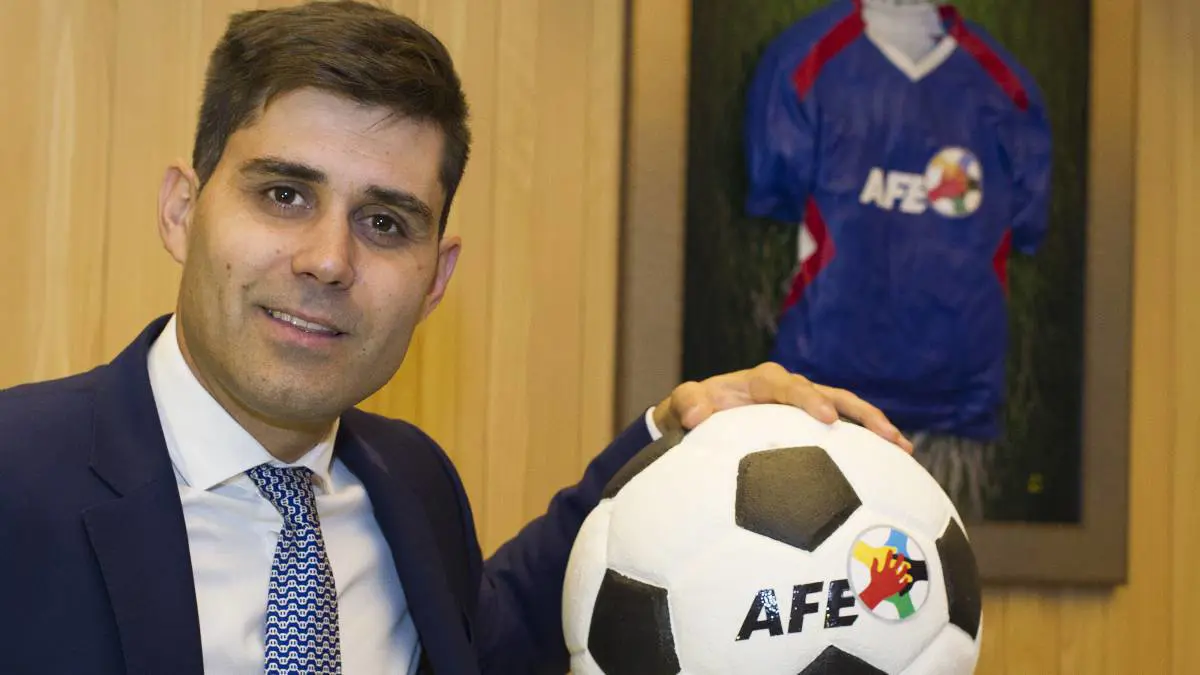 فضيحة تضرب نقابة اللاعبين المحترفين في إسبانيا