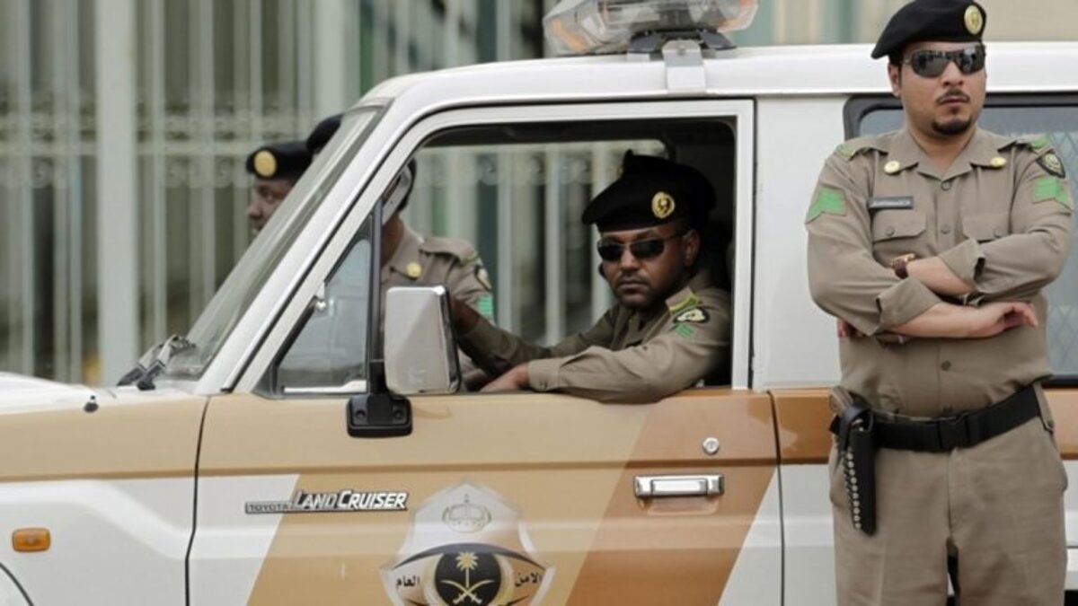 السلطات السعودية تكشف حقيقة الحقيبة المشتبه باحتوائها على "قنبلة" في جدة