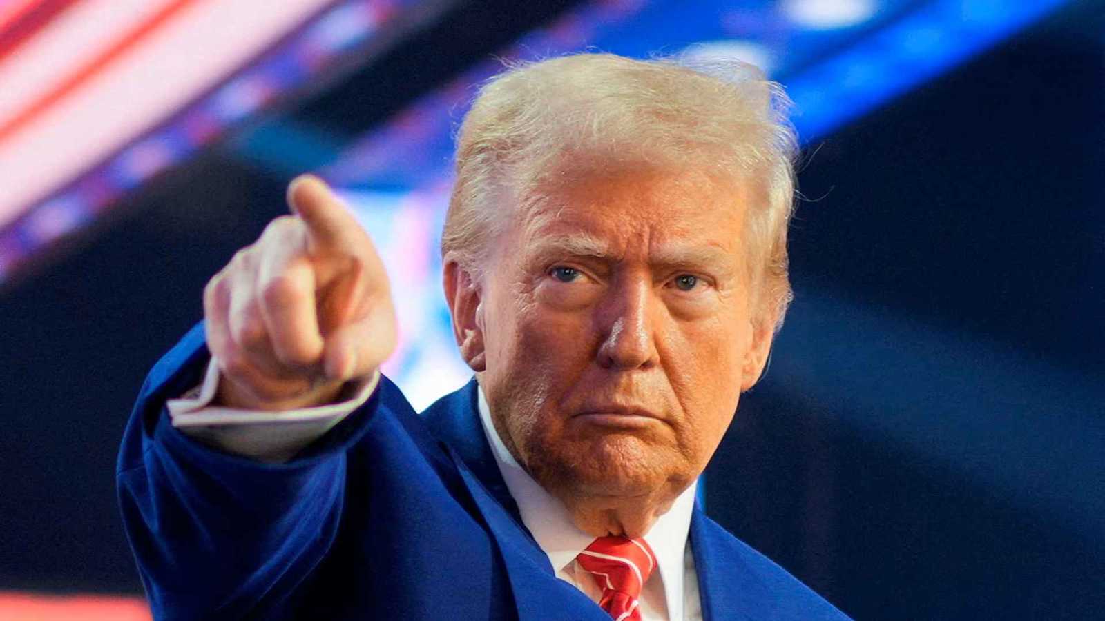 في عام واحد فقط.. ضربات ترامب الجوية تعادل حصيلة بايدن في 4 سنوات