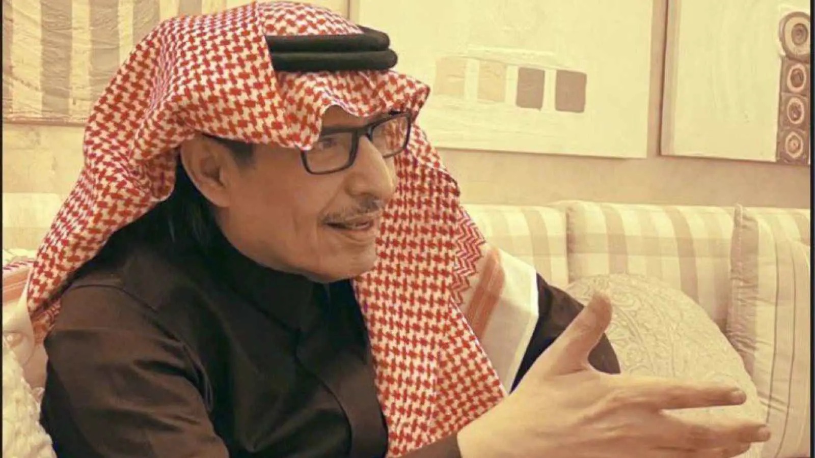 رحيل الكاتب السعودي محمد بن عبداللطيف آل الشيخ.. فمن هو؟