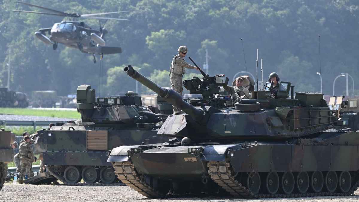 "مخزوننا يُستنزف".. الجيش الأمريكي يدعم خطط ترامب بشأن أوكرانيا