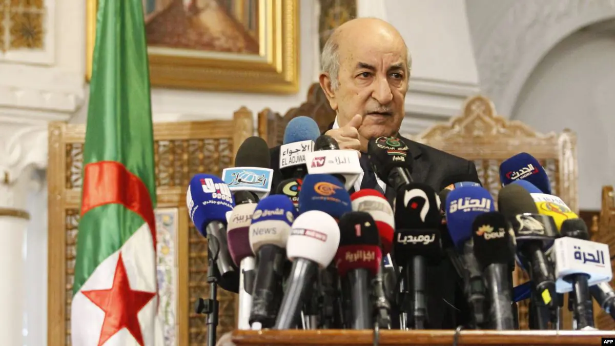 الجزائر تعرض تعديل "دستور بوتفليقة" على استفتاء شعبي ‎