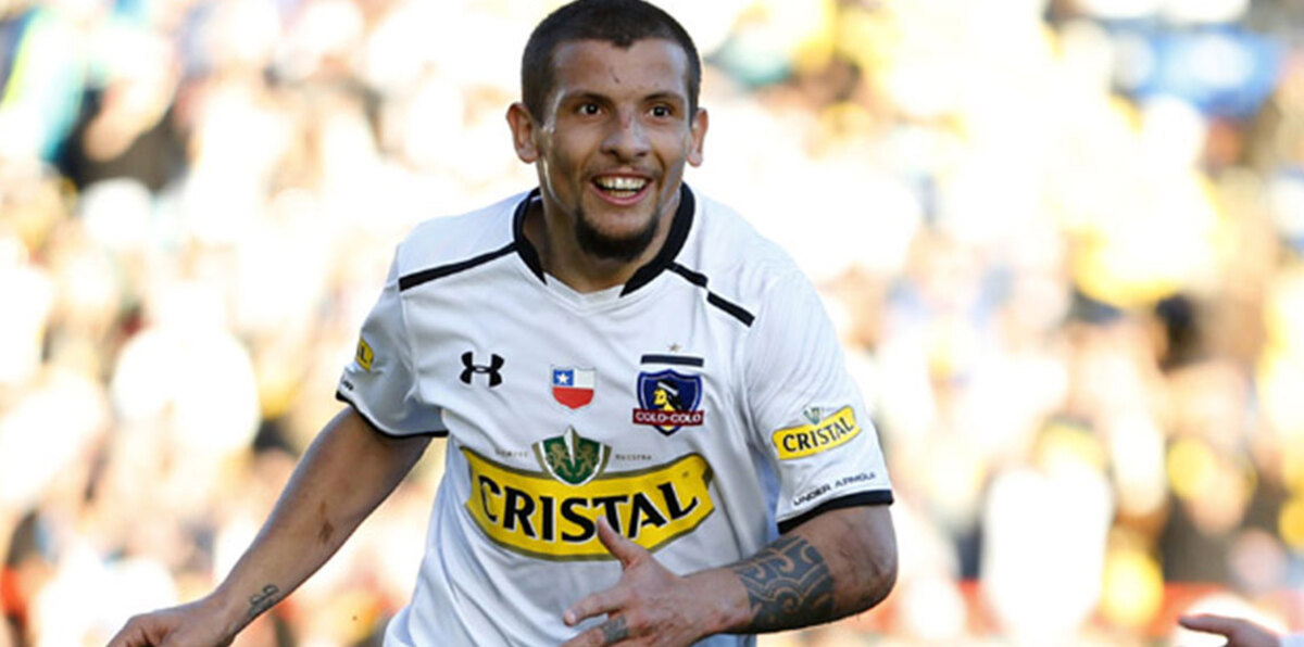 شباب الأهلي دبي يتفق مع الأرجنتيني فيشيو 