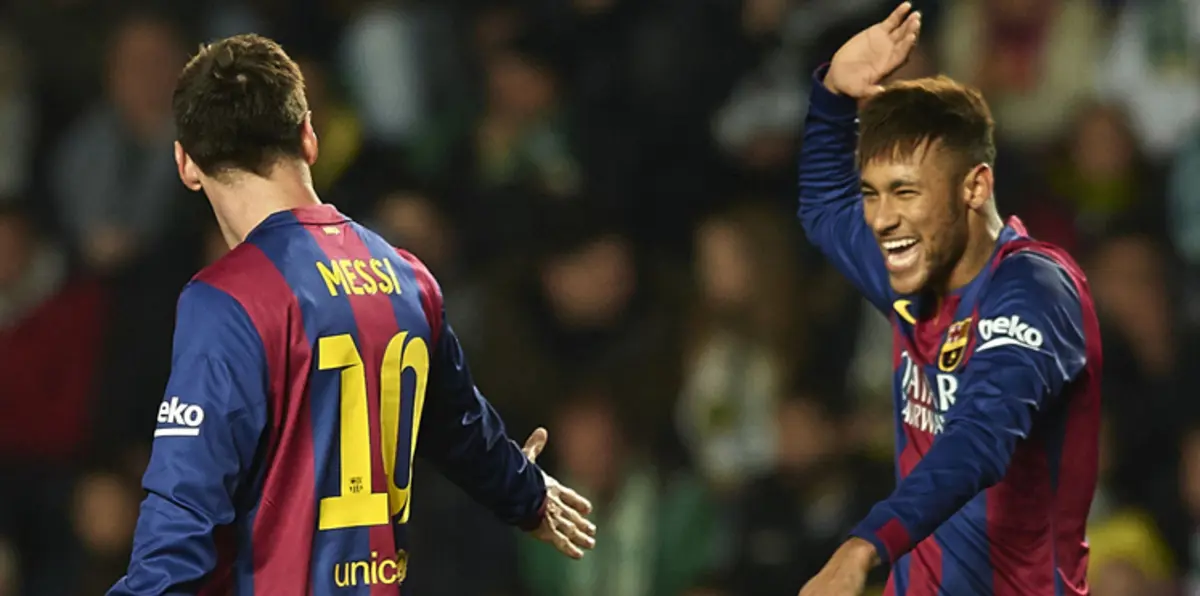 بالفيديو.. نيمار يحتفل بجنون بهدف ميسي القاتل