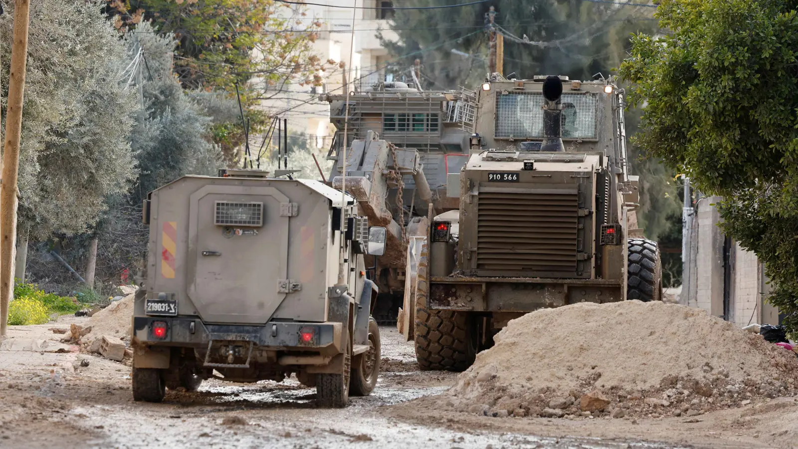 هآرتس: قرار أمريكي وشيك بشأن ضم الضفة الغربية