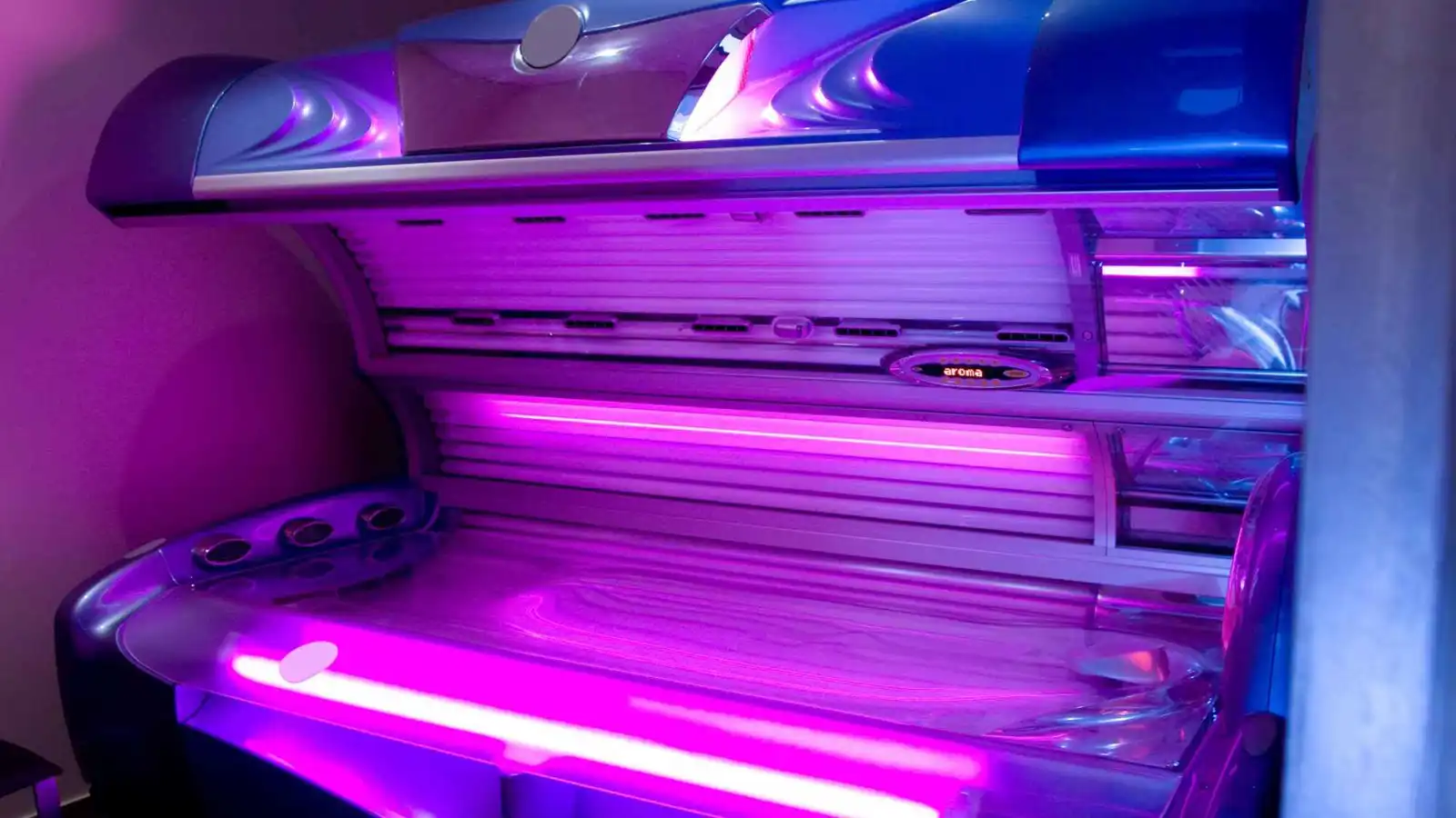 السمرة الاصطناعية.. هل هي أخطر من الشمس؟