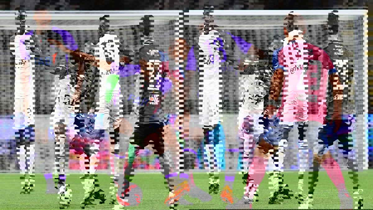 الموعد والقنوات الناقلة والتشكيل المتوقع لمباراة العين ضد الوحدة في كأس رابطة المحترفين