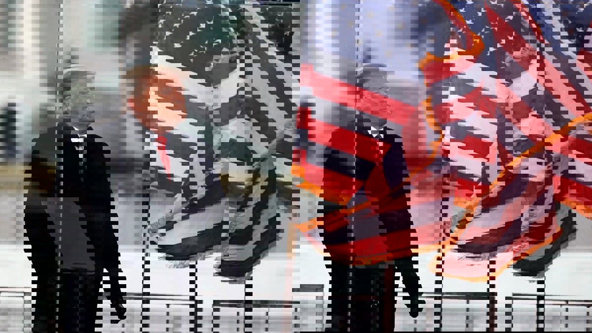 ترامب: قرارات مواقع التواصل الاجتماعي "عار مطلق"