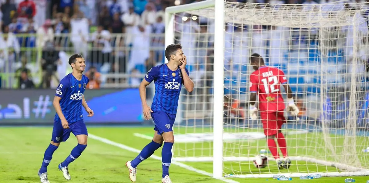 أهداف مباراة الهلال والوحدة.. (3/0) للزعيم (فيديو)