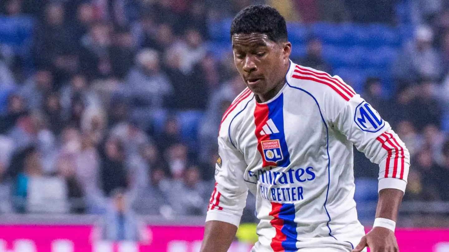مستقبل إندريك على المحك.. عرض أولمبيك ليون الفرنسي للبيع
