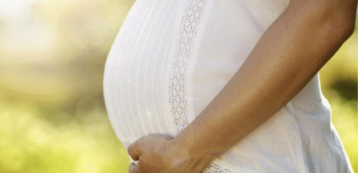 "الطيور مقابل الفراشات".. الإجهاض الانتقائي في فيتنام