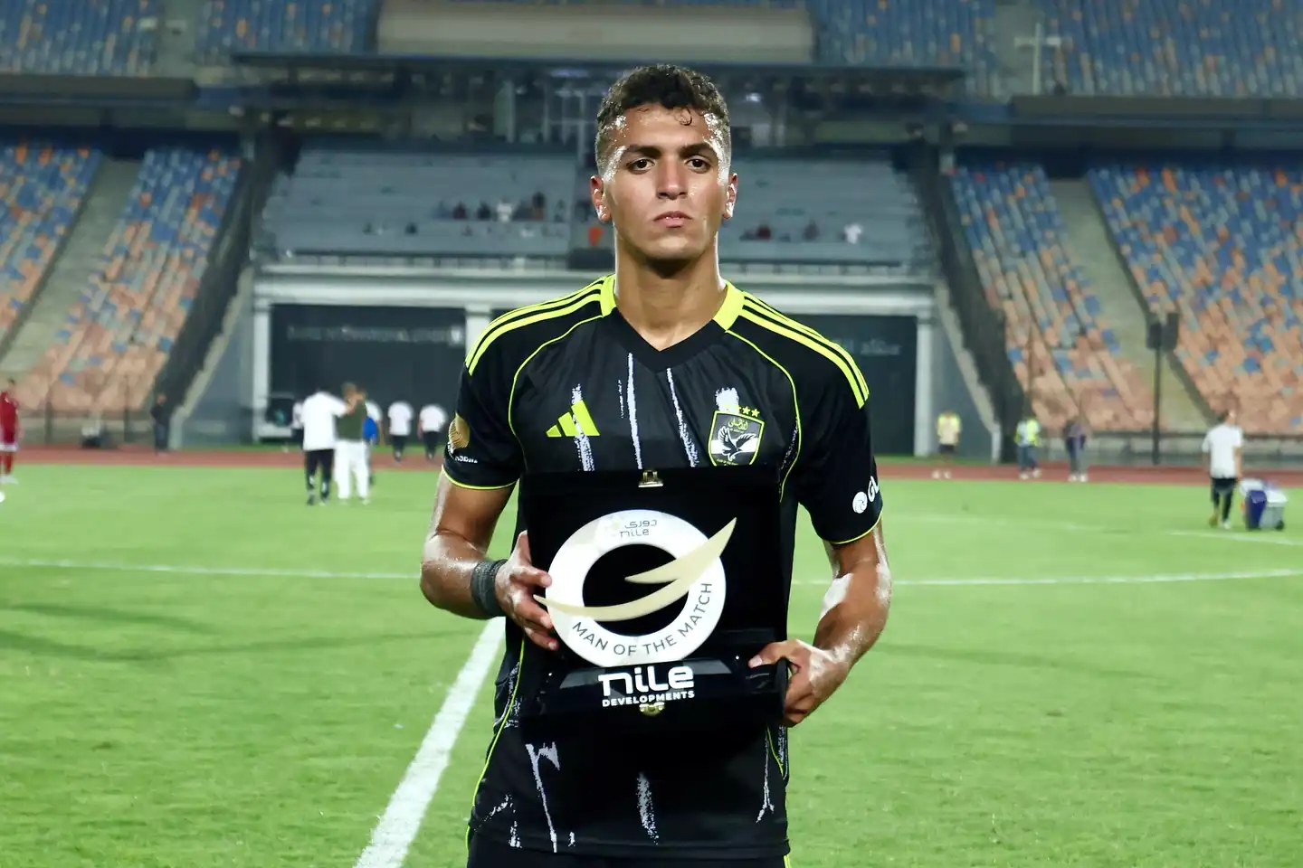 ياسين مرعي رجل مباراة الأهلي ومودرن سبورت