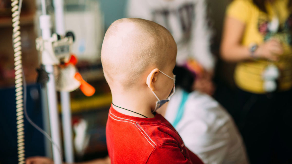 دراسة: الأطفال والمراهقون الناجون من السرطان أكثر عرضة للوفاة المبكرة