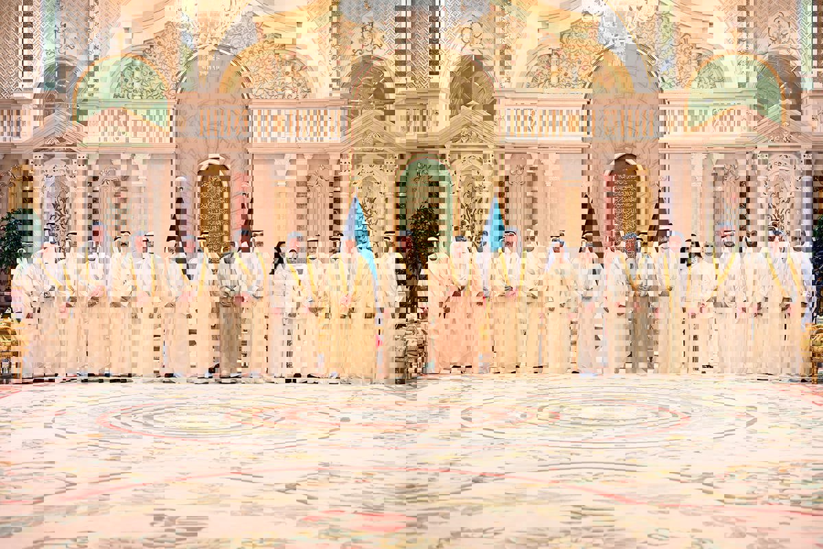 الحكومة الكويتية الجديدة تؤدي اليمين في غياب مجلس الأمة 