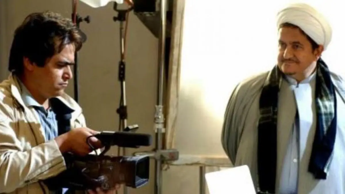 والد الصحفي الإيراني روح الله زم يكشف عن محاولات فاشلة لإنقاد ابنه من الإعدام