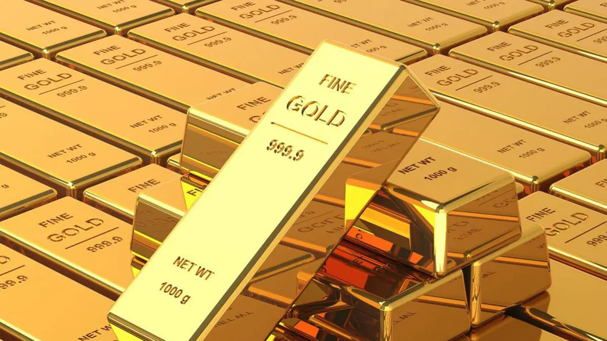 الذهب يرتفع بفعل تراجع الدولار والأسهم قبيل قرار مجلس الاحتياطي