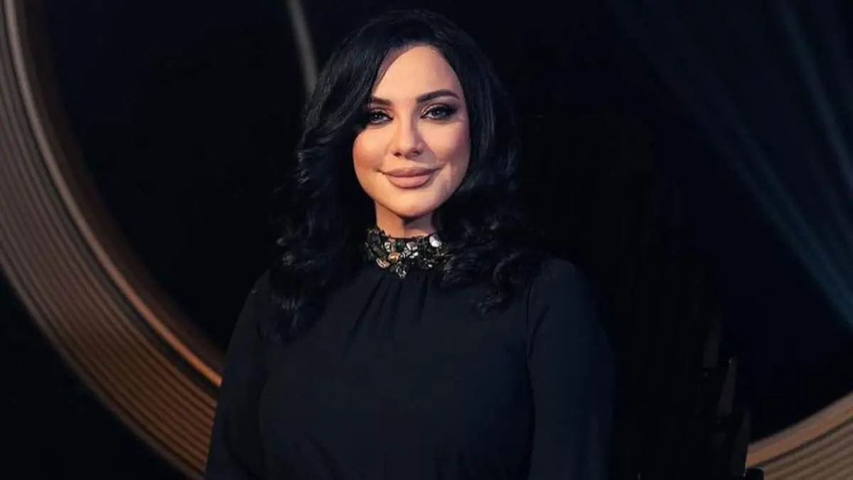 لإنكارها جرائم الأسد.. أنباء عن حظر ظهور سلاف فواخرجي على الشاشات السورية