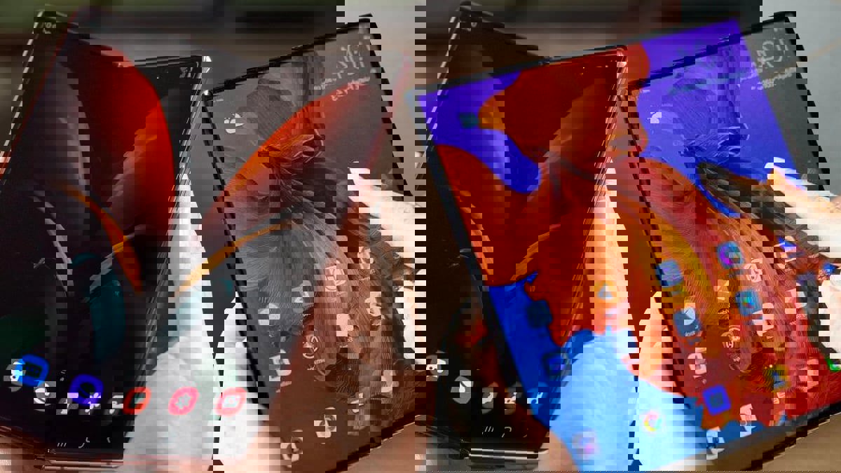 معركة الهواتف القابلة للطي.. هل تتفوق "هواوي" على "سامسونج"؟