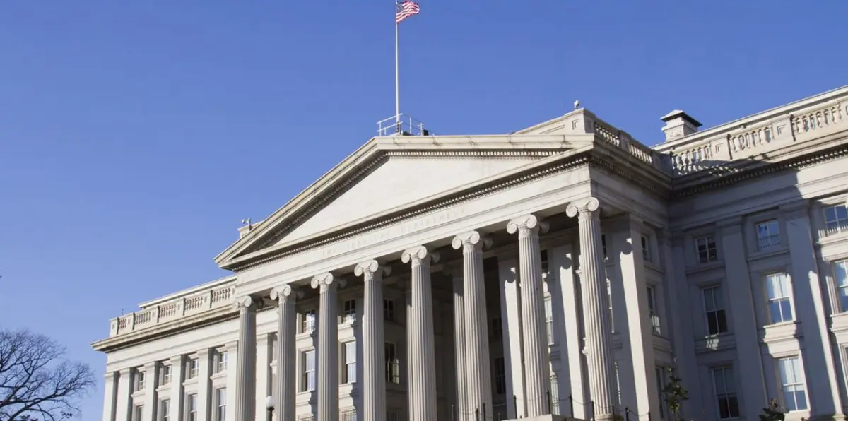 الفيدرالي الأمريكي يبقي معدلات الفائدة دون تغيير