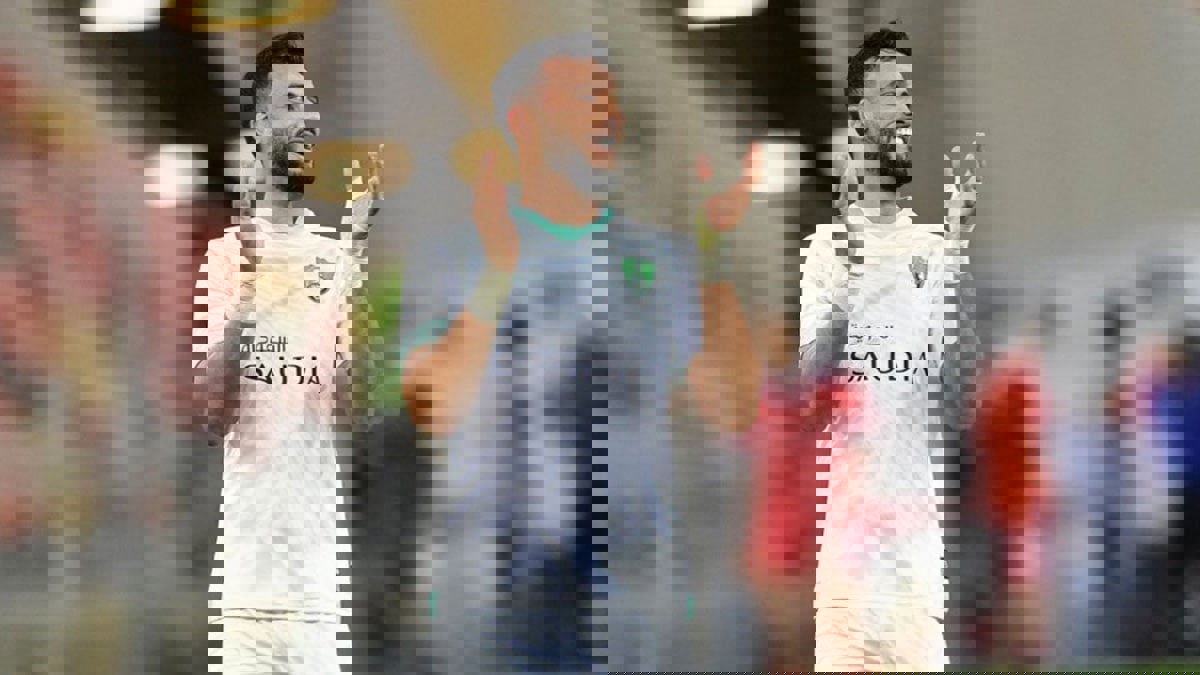 النادي الأهلي السعودي يرد على أنباء رحيل عمر السومة ودجانيني