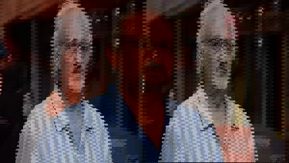 ابنة الفنان أحمد حلاوة تكشف تطورات حالته الصحية