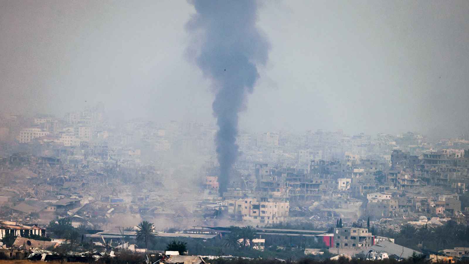 خلال 24 ساعة.. مقتل 148 فلسطينياً في غارات إسرائيلية على غزة (فيديو)