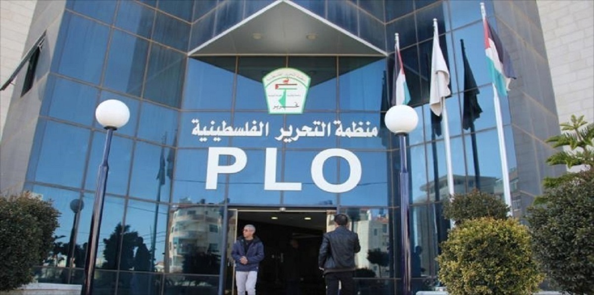 القيادة الفلسطينية توقف الاتصالات مع الإدارة الأمريكية ردًا على إغلاق مكتب منظمة التحرير