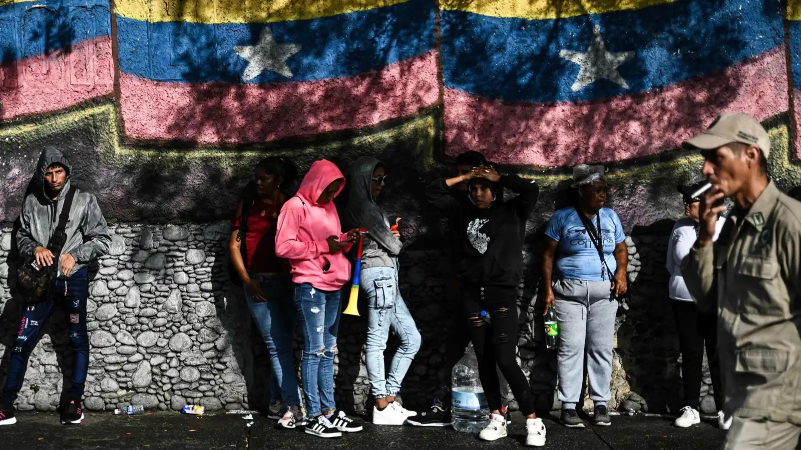 فنزويلا تعلن الإفراج عن عدد كبير من السجناء السياسيين