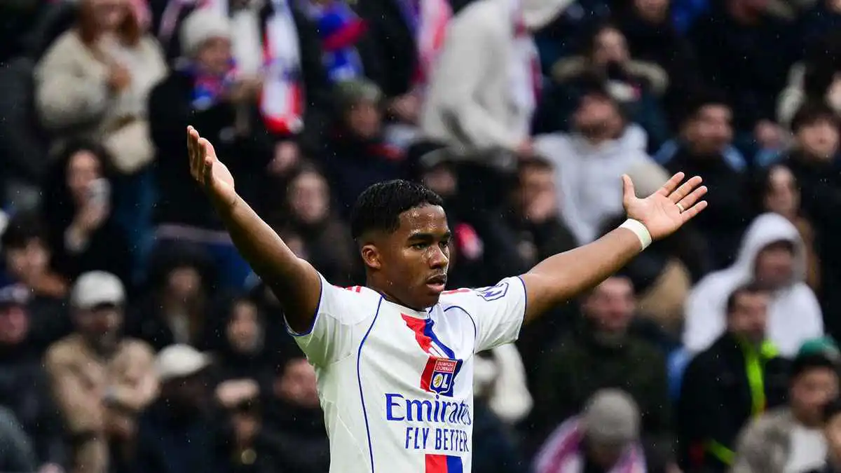 أول قرارات ريال مدريد تجاه إندريك بعد أهدافه الخرافية مع ليون