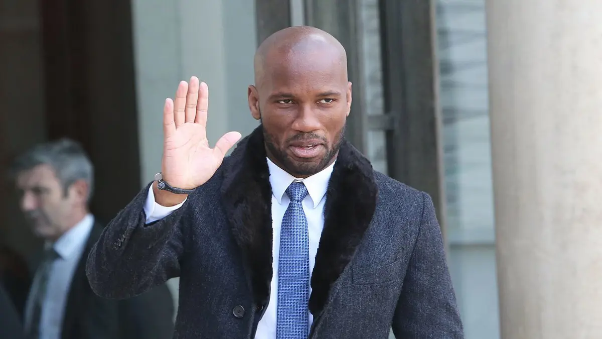 صحيفة: ديديه دروغبا يقدّم أوراق ترشحه لرئاسة الاتحاد الإيفواري لكرة القدم