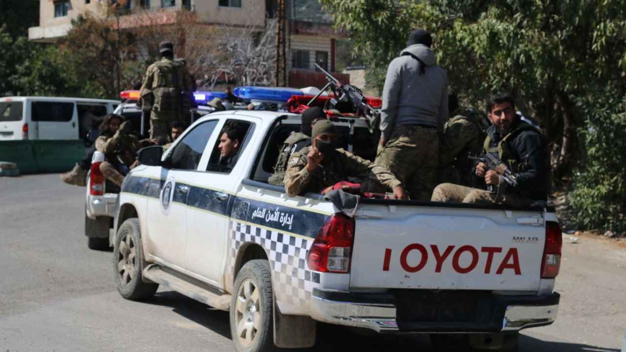 إحباط مخطط لاستهداف مقار حكومية في دير الزور