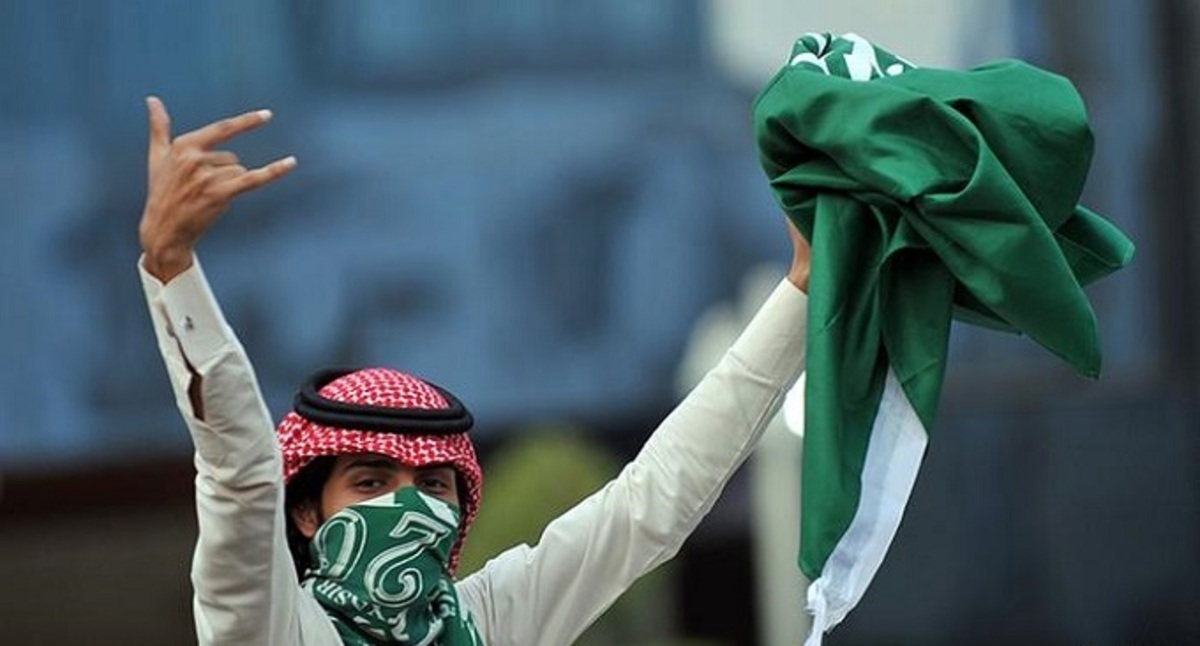 ارتفاع المطالبات بزيادة الأجور مع اقتراب اليوم الوطني للسعودية