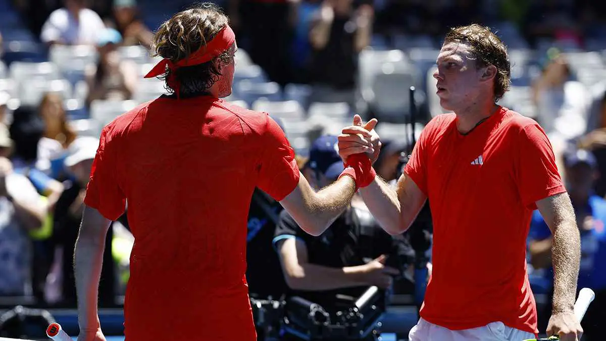 تسيتسيباس أول اسم كبير يودع بطولة أستراليا المفتوحة